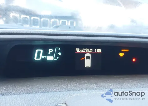 2014 Toyota Prius C Two z USA, uszkodzony, nr VIN JTDKDTB37E1568866